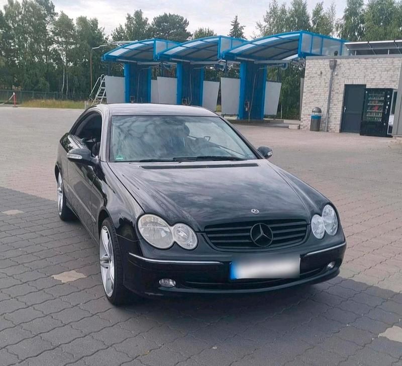 Schwarz Gebraucht 2005 Mercedes CLK200 Coupé | 6.000 € (Teuer) - Bild 1/4