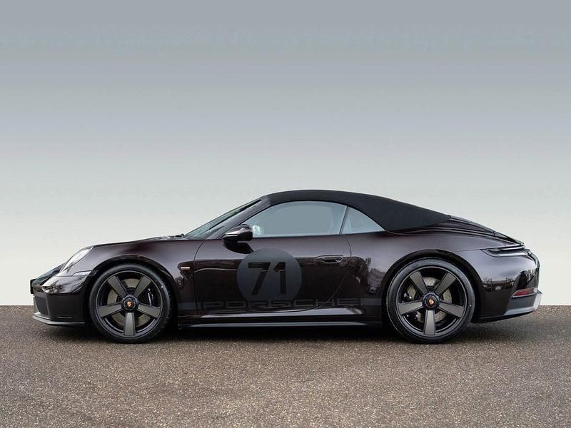 Ny Porsche 992 541 HK (397 kW) 2026 Rød Cabriolet
