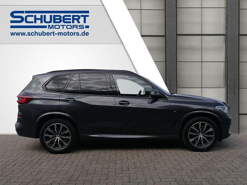 Gebraucht BMW X5 M Sport 286 PS (210 kW) 2021 Arktikgrau brillanteffekt SUV