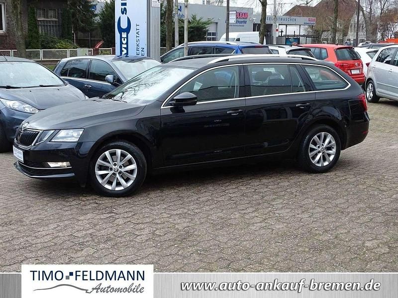 Gebraucht Skoda Octavia Style 116 PS (85 kW) 2018 Cerna magic/black magic Kombi