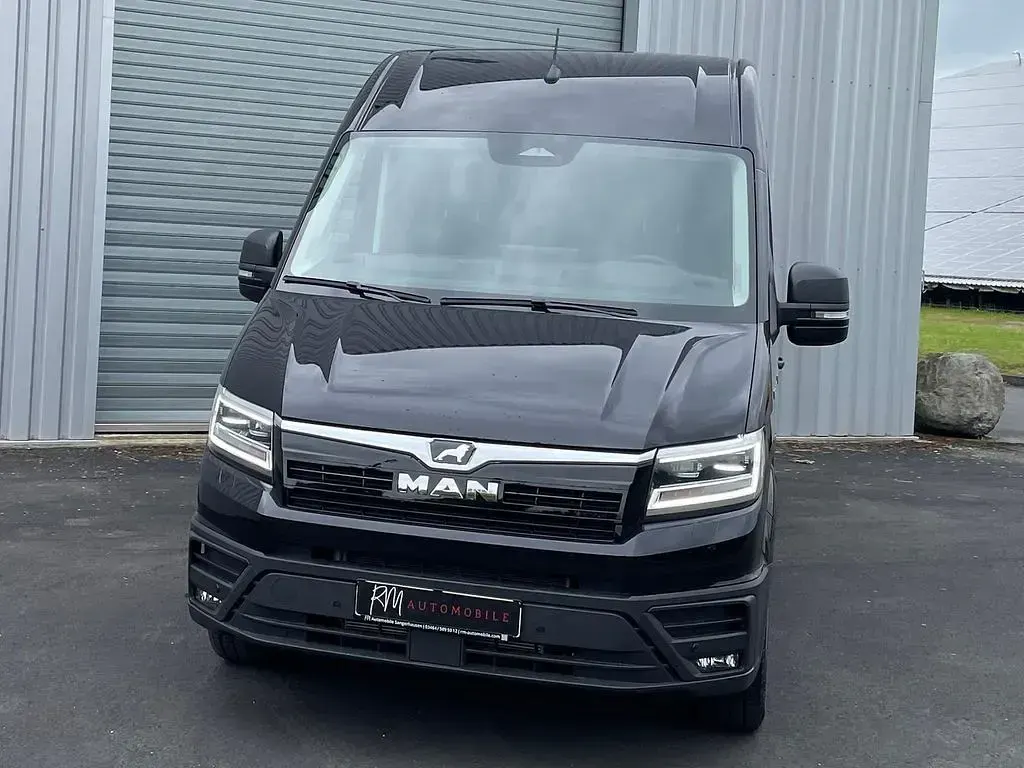 Neu MAN TGE 177 PS (130 kW) 2026 Schwarz Van