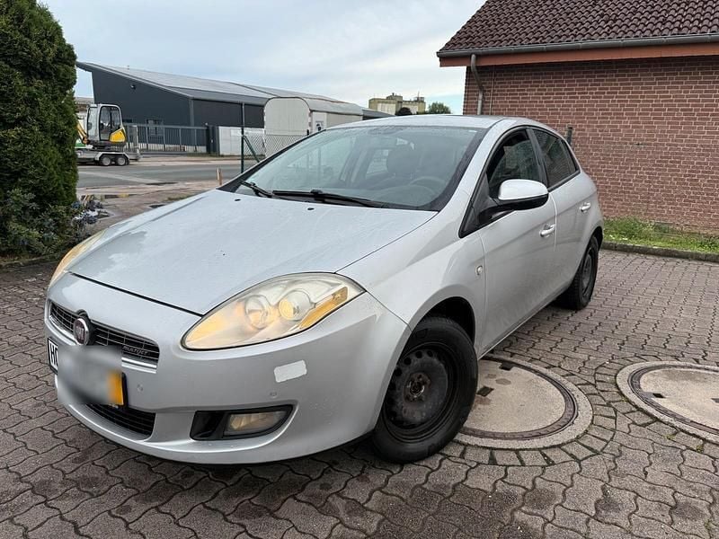 Silber Gebraucht 2008 Fiat Bravo Kleinwagen | 700 € (Guter Preis) - Bild 1/4