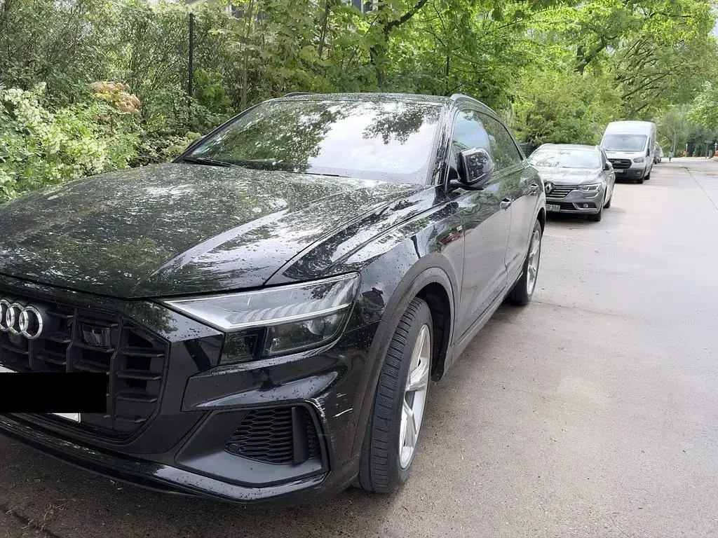 Gebraucht Audi Q8 286 PS (210 kW) 2020 Schwarz SUV