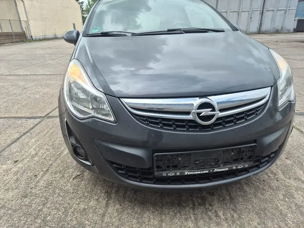 Gebraucht Opel Corsa 87 PS (63 kW) 2012 Grau Kleinwagen