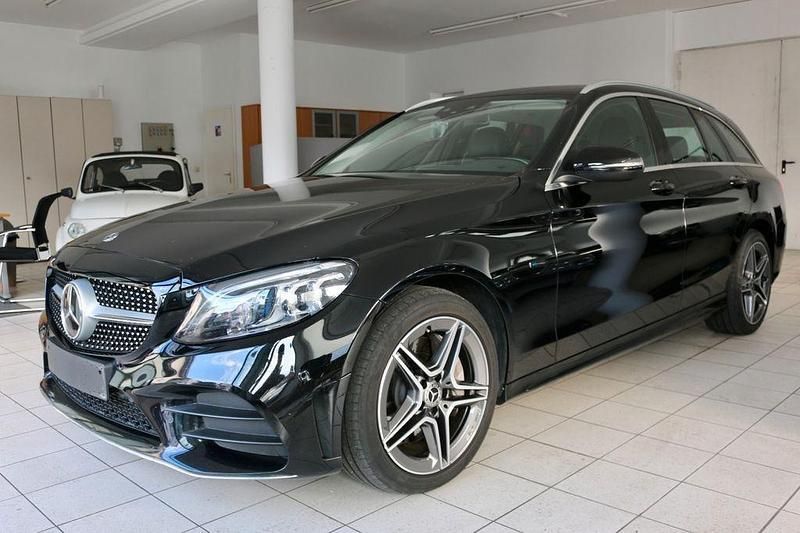 Schwarz Gebraucht 2020 Mercedes C300e AMG Limousine | 22.900 € (Superpreis) - Bild 1/4