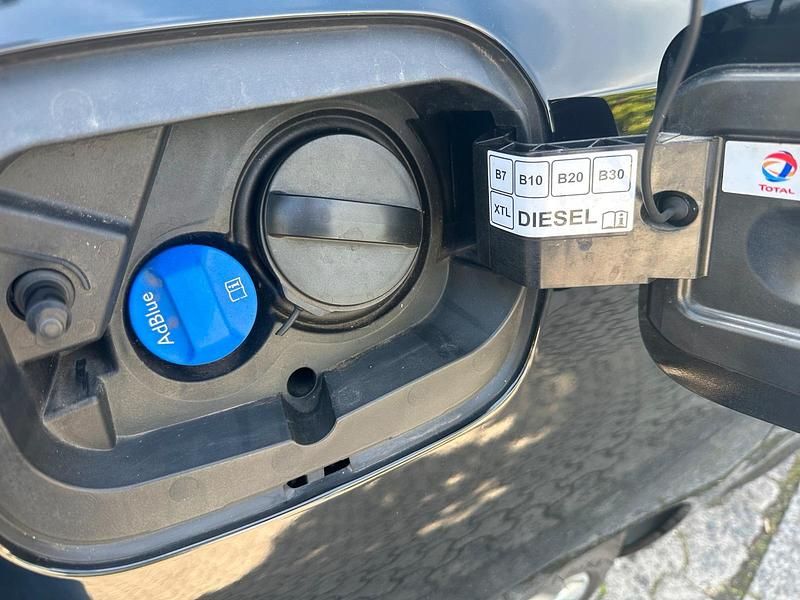 Gebraucht Peugeot 308 SW GT-line 131 PS (96 kW) 2019 Schwarz Kombi