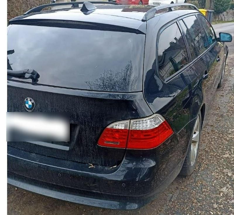 Gebraucht BMW 530 272 PS (200 kW) 2007 Schwarz Kombi