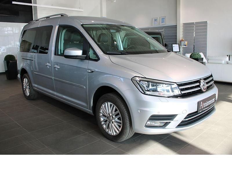 Gebraucht VW Caddy Maxi Highline 125 PS (91 kW) 2017 Silber Van / Kleinbus