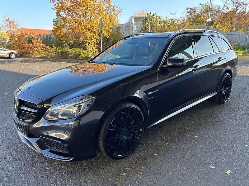 Designomokkaschwarz Gebraucht 2014 Mercedes E63S AMG AMG Kombi | 39.995 € (Fairer Preis) - Bild 1/4