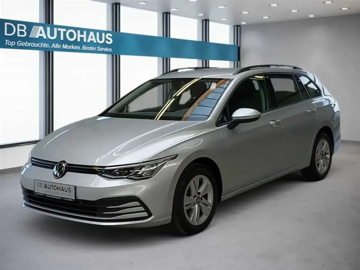Gebraucht VW Golf VIII Life 116 PS (85 kW) 2023 Kombi