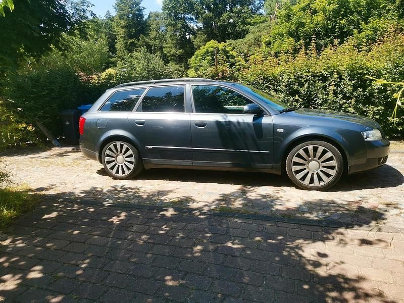 Gebraucht Audi A4 S-Line 170 PS (125 kW) 2002 Grau Kombi