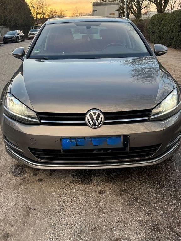 Gebraucht VW Golf VII LOUNGE 150 PS (110 kW) 2015 Grau Limousine