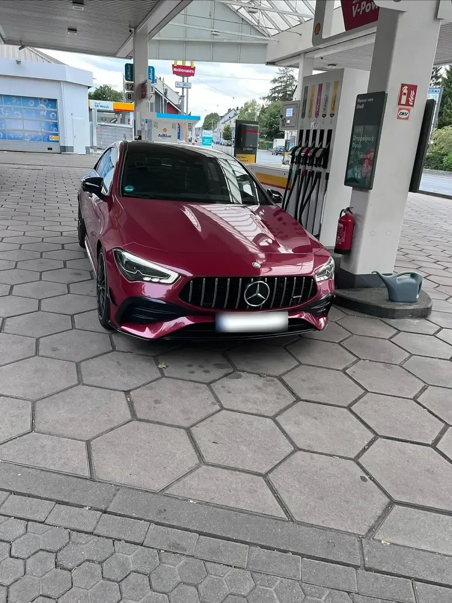 Gebraucht Mercedes CLA35 AMG AMG 306 PS (225 kW) 2023 Rot Coupé