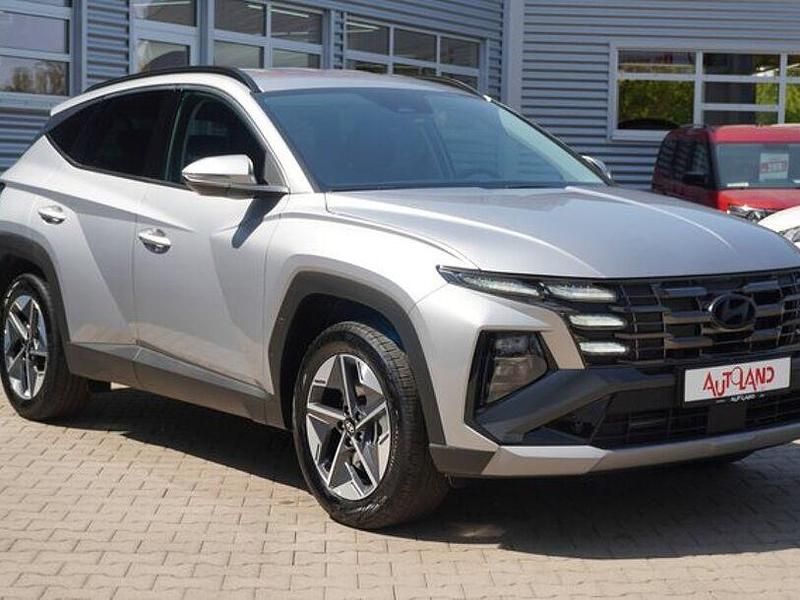 Neu Hyundai Tucson 215 PS (158 kW) 2025 Silber SUV