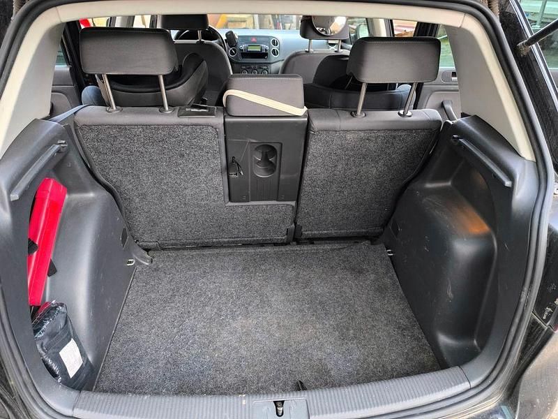 Gebraucht VW Golf Plus Cross Trendline 122 PS (89 kW) 2008 Schwarz Van / Kleinbus