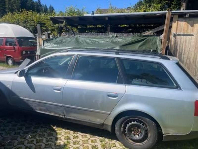 Silber Gebraucht 1998 Audi A6 Kombi | 500 € (Superpreis) - Bild 1/4