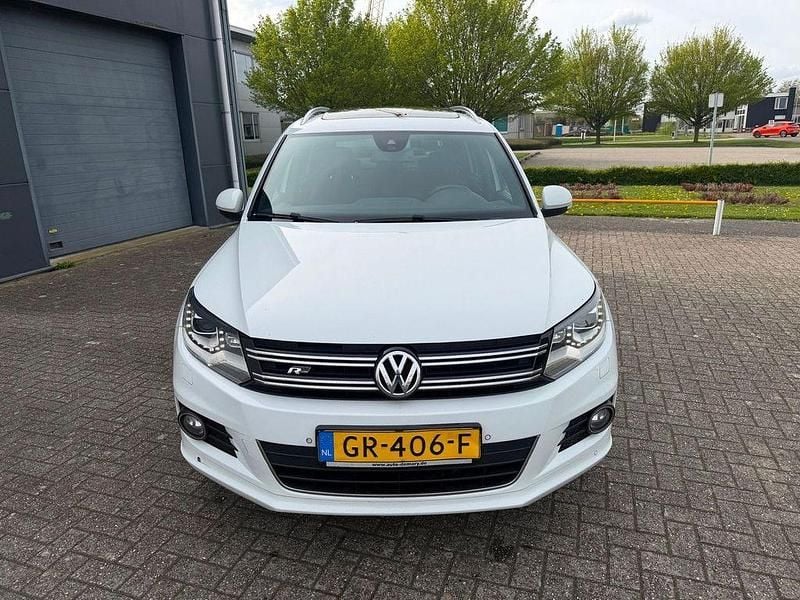 Gebraucht VW Tiguan R-line Edition 150 PS (110 kW) 2015 Weiß SUV