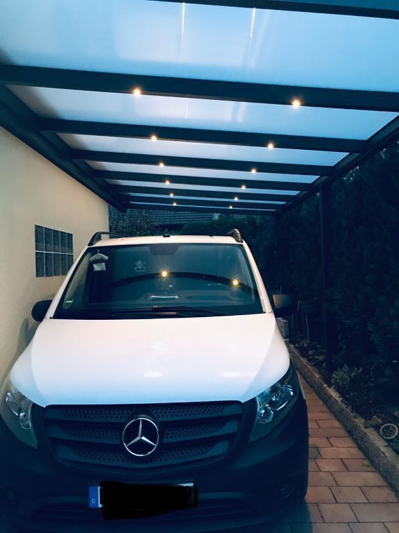 Weiß Gebraucht 2016 Mercedes Vito Van / Kleinbus | 21.000 € (Etwas zu teuer) - Bild 1/4