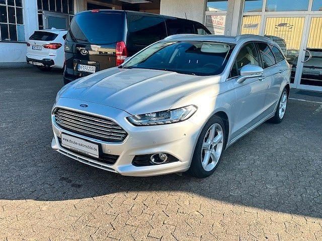 Silber Gebraucht 2016 Ford Mondeo Titanium Kombi | 11.999 € (Fairer Preis) - Bild 1/4