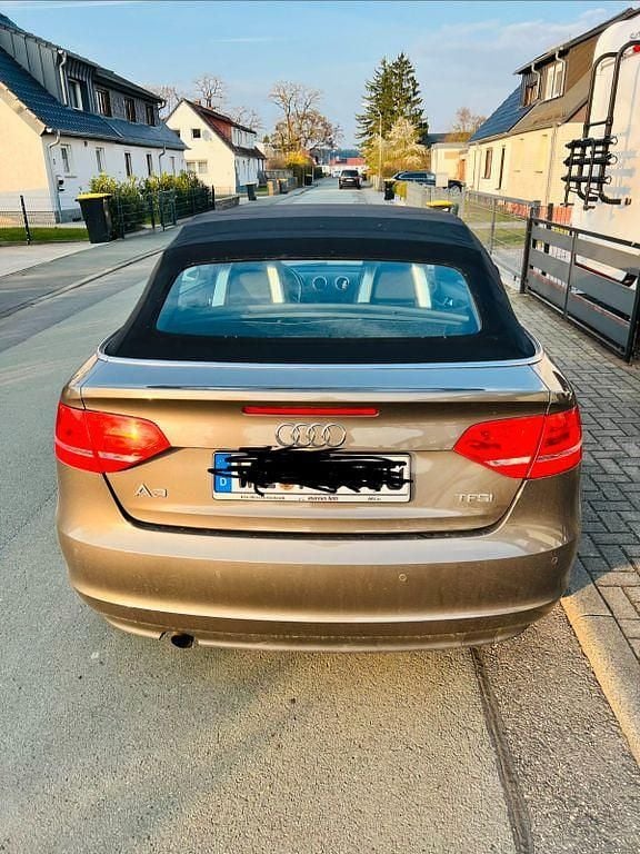 Gebraucht Audi A3 Cabriolet Ambition 105 PS (77 kW) 2011 Grau Cabrio