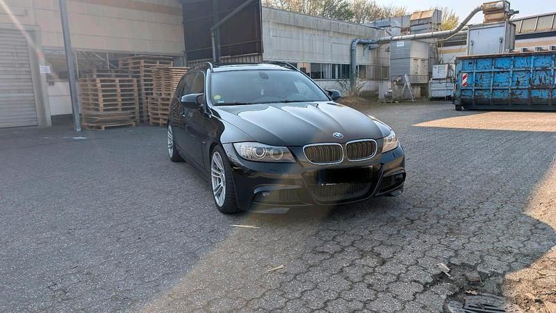 Gebraucht BMW 320 M Sport 300 PS (220 kW) 2010 Schwarz Kombi
