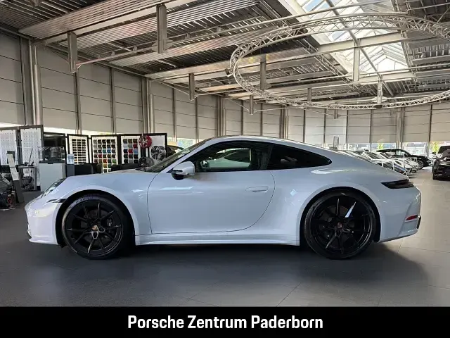 Gebraucht Porsche 911 Carrera 394 PS (289 kW) 2025 Grau Coupé
