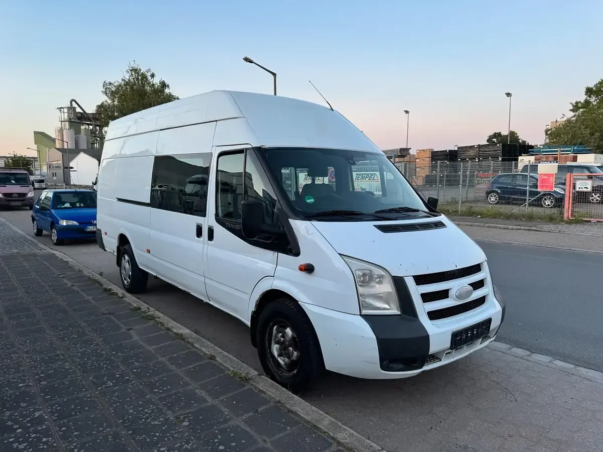 Gebraucht Ford Transit 200 PS (147 kW) 2009 Weiß Van / Kleinbus