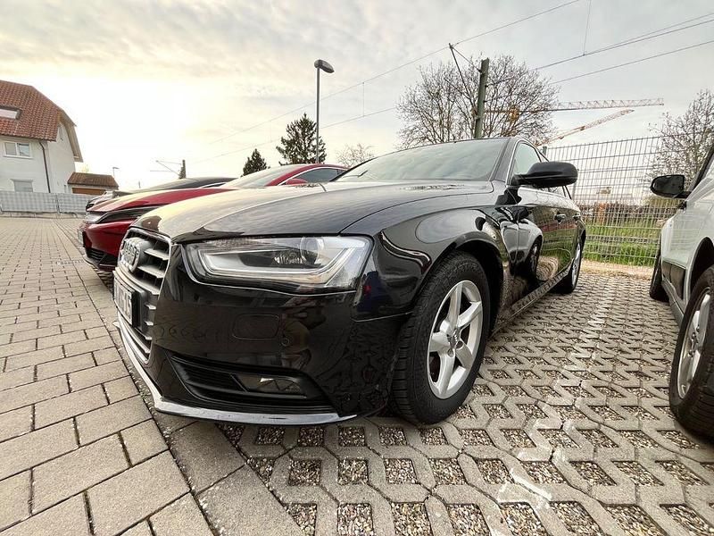 Gebraucht Audi A4 Ambition 177 PS (130 kW) 2012 Schwarz Kombi