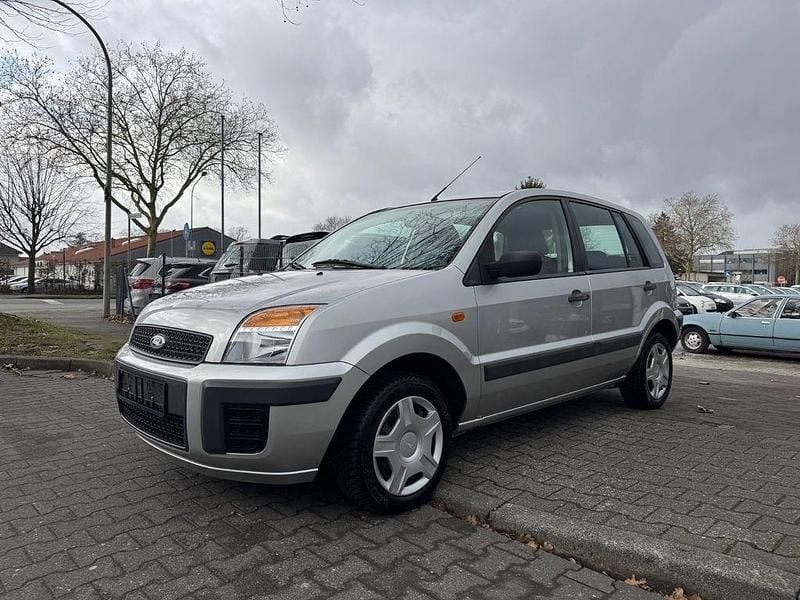 Gebraucht Ford Fusion Ambiente 80 PS (58 kW) 2007 Silber Kleinwagen