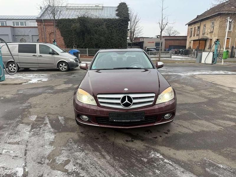 Gebraucht Mercedes C180 Elegance 156 PS (114 kW) 2007 Rot Limousine