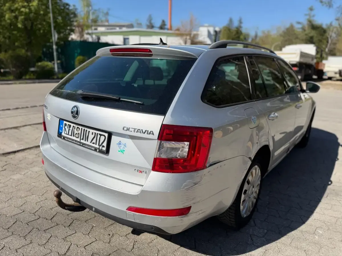 Gebraucht Skoda Octavia 150 PS (110 kW) 2014 Grau Kombi