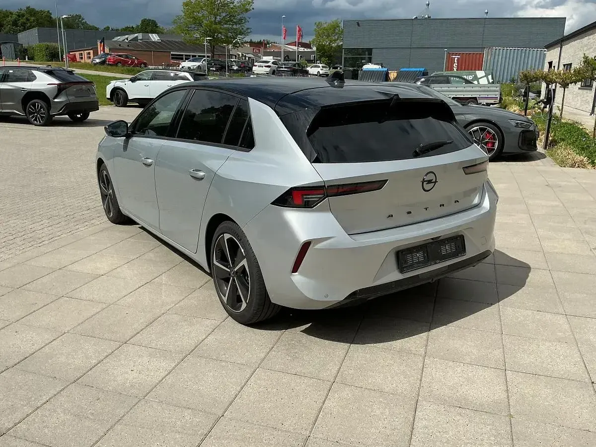 Gebraucht Opel Astra GS Line 132 PS (97 kW) 2025 Grau Kleinwagen