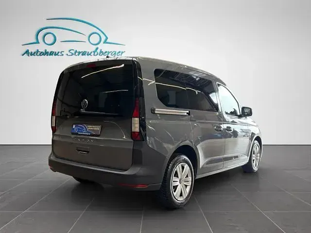 Gebraucht VW Caddy Basis 122 PS (89 kW) 2023 Graukeine angabe Van / Kleinbus