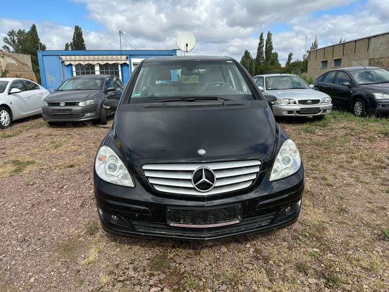 Schwarz Gebraucht 2007 Mercedes B150 Edition Van / Kleinbus | 1.899 € (Superpreis) - Bild 1/4