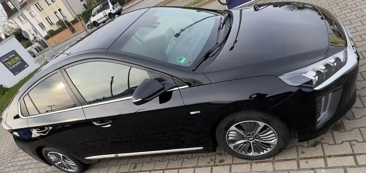 Gebraucht Hyundai Ioniq 141 PS (103 kW) 2020 Schwarz Kleinwagen