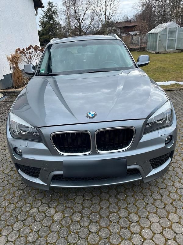 Używany BMW X1 177 KM (130 kW) 2012 Szary SUV