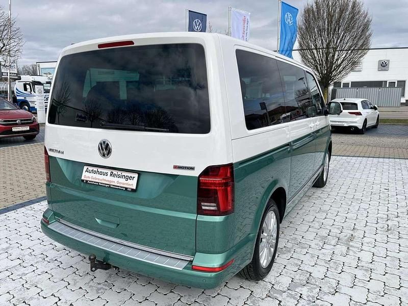 Gebraucht VW Multivan R 150 PS (110 kW) 2022 Weiß  bay leaf green (grün) Van