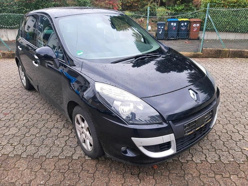 Gebraucht Renault Mégane 131 PS (96 kW) 2011 Schwarz Limousine