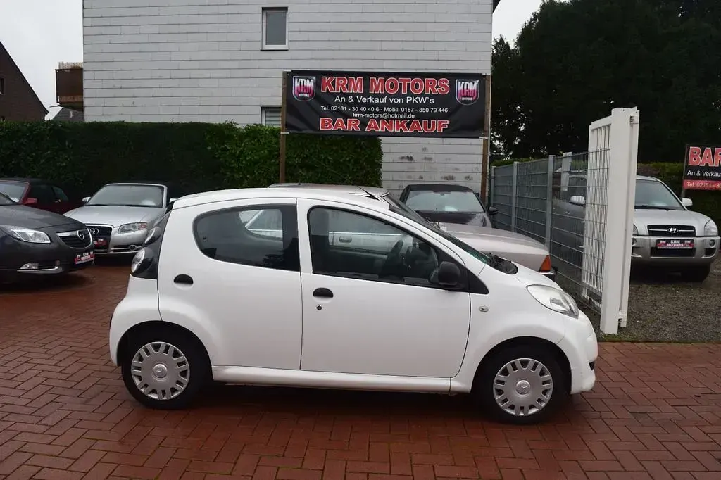 Gebraucht Citroën C1 Advance 68 PS (50 kW) 2010 Weiß Kleinwagen