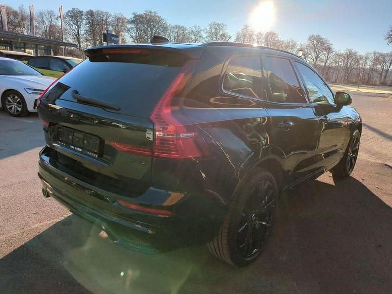 Gebraucht Volvo XC60 Plus 250 PS (183 kW) 2025 Onyx black / metallic SUV