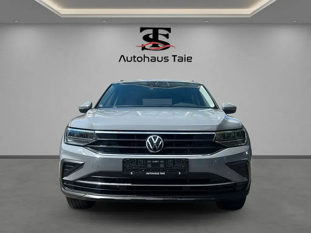 Gebraucht VW Tiguan Active 150 PS (110 kW) 2022 Grau SUV