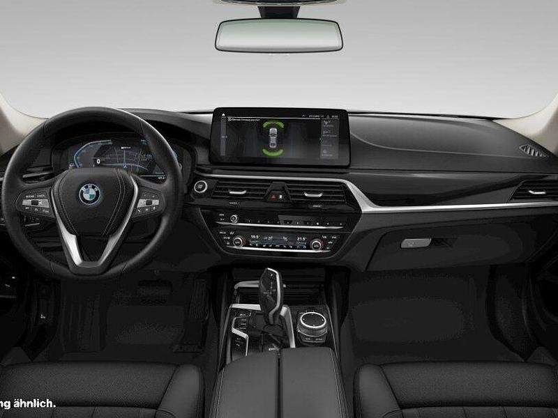Gebraucht BMW 530e Shadowline 184 PS (135 kW) 2022 Schwarz uni Limousine