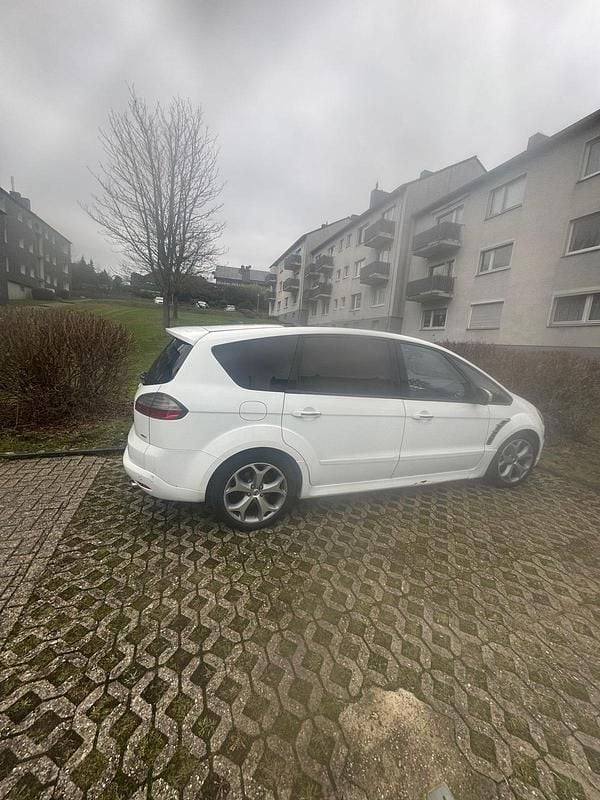 Gebraucht Ford S-MAX Individual 175 PS (128 kW) 2008 Weiß Van / Kleinbus