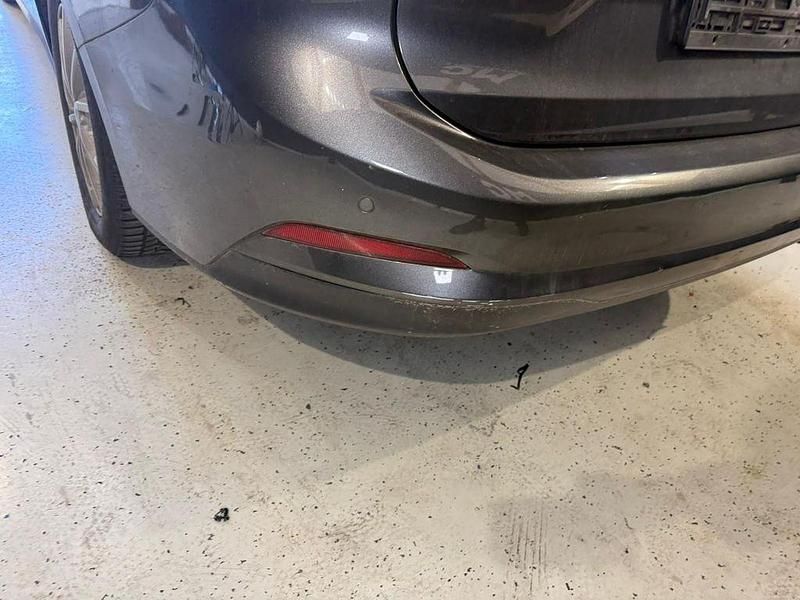 Gebraucht Ford Focus 120 PS (88 kW) 2022 Grau Limousine