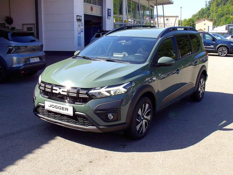 Grau Neu 2025 Dacia Jogger Expression Limousine | 21.640 € (Fairer Preis) - Bild 1/4