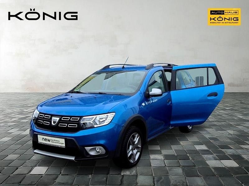 Adriablau metallic Gebraucht 2020 Dacia Logan Stepway Limousine | 10.999 € (Fairer Preis) - Bild 1/4