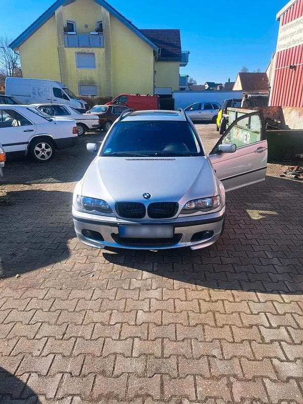 Gebraucht BMW 320 M Sport 170 PS (125 kW) 2001 Silber Kombi