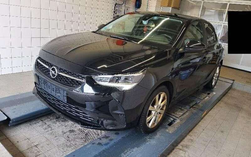 Schwarz Gebraucht 2022 Opel Corsa Edition Kleinwagen | 11.850 € (Guter Preis) - Bild 1/4