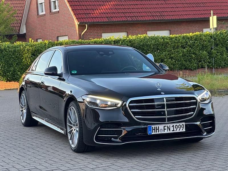 Schwarz Gebraucht 2023 Mercedes S400 Limousine | 99.900 € (Teuer) - Bild 1/4