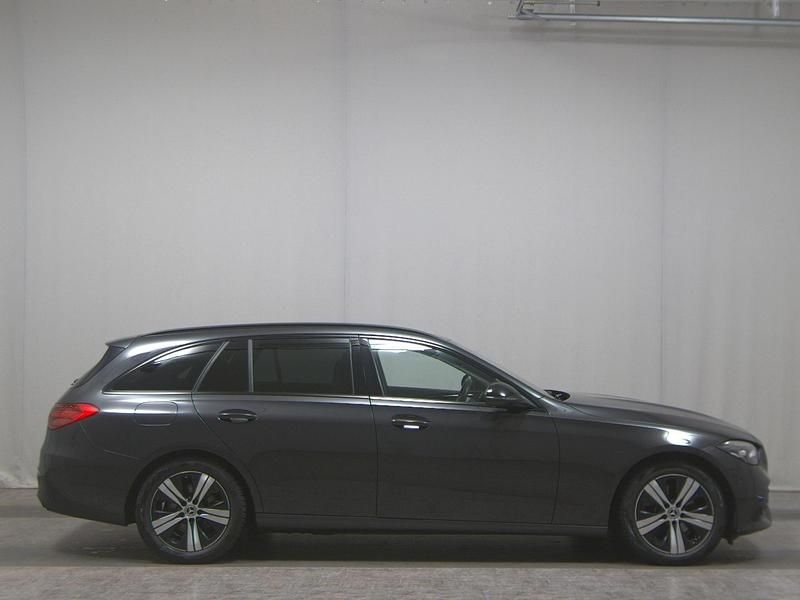Grafitgrau metalliclack Gebraucht 2022 Mercedes C220 Avantgarde Kombi | 25.980 € (Superpreis) - Bild 1/4